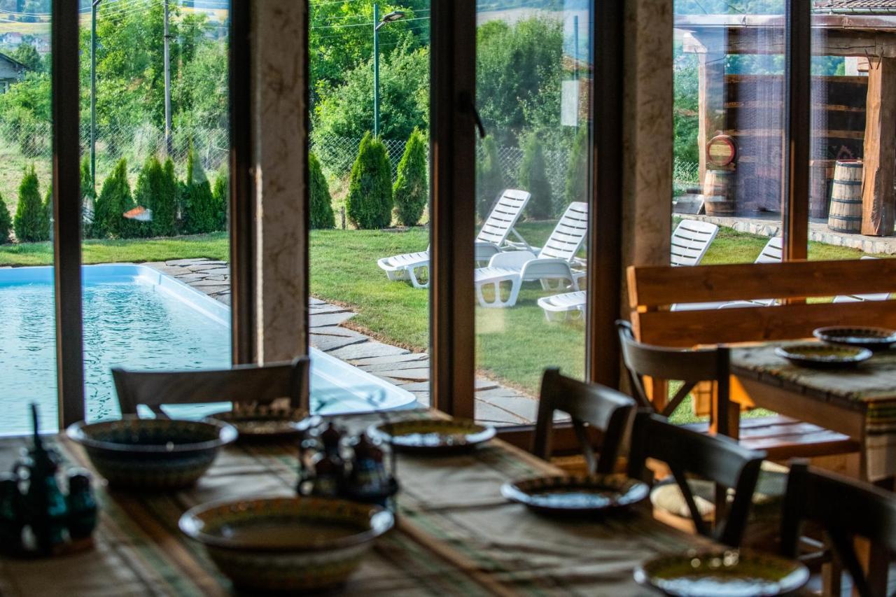 Етно Комплекс "Поп Грую Бански" Banya  ภายนอก รูปภาพ